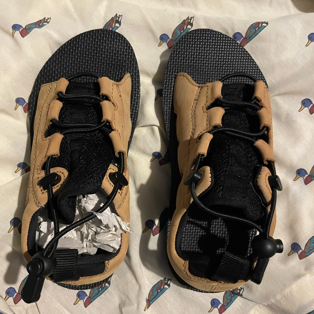 Kids Black and Tan Water Shoes